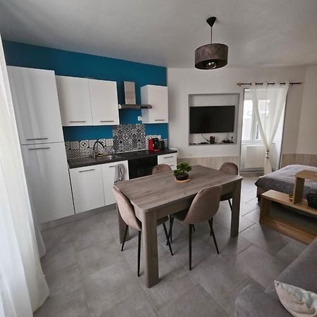 Apartmán Sarl La Famille 1 Angoulême Exteriér fotografie